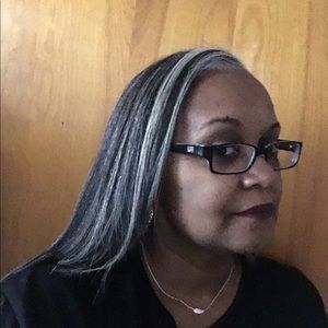 Meet your Posher, Nina